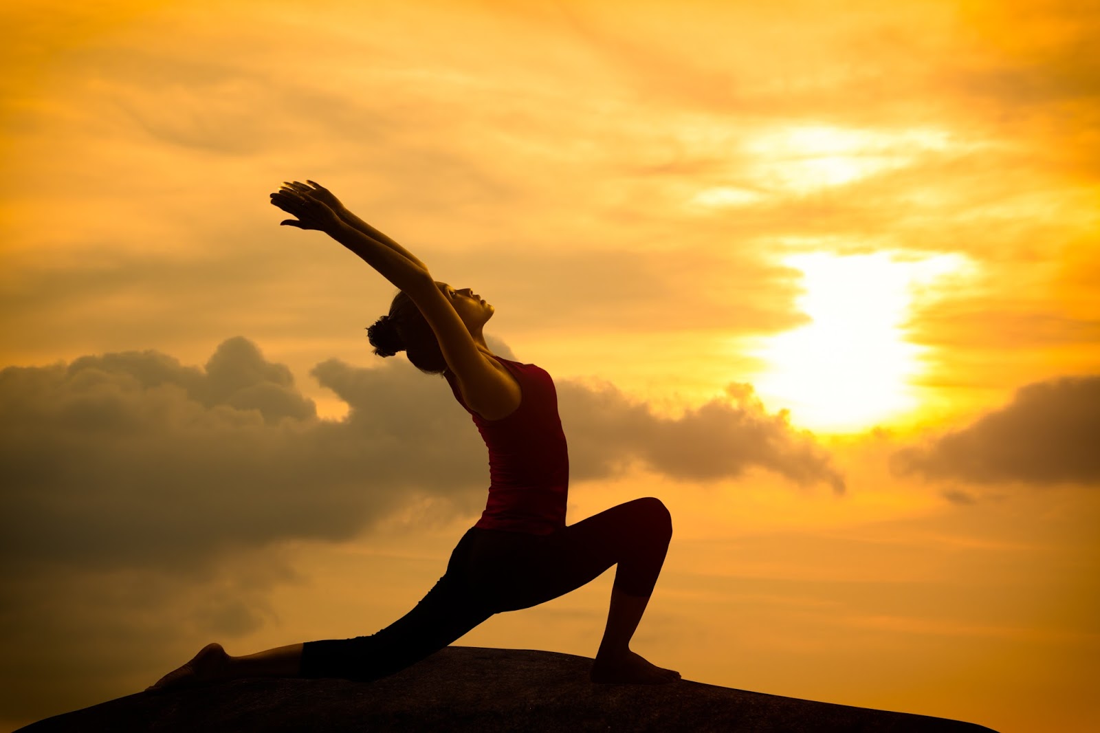 Yoga no Brasil em 2025: Crescimento, Modalidades e Benefícios para Todos