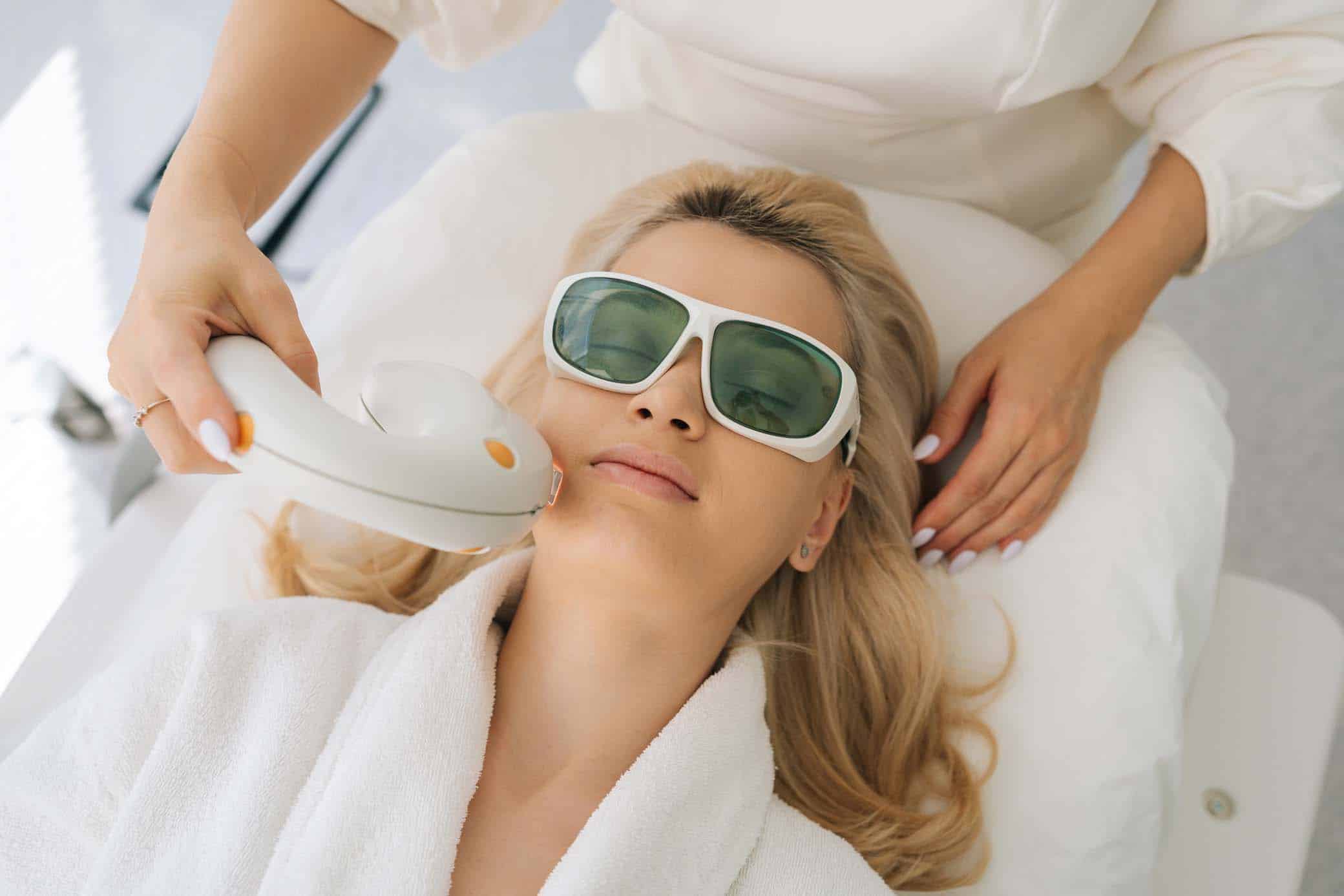 Laser Treatments Guide: Types, Uses, Benefits, and Key Considerations