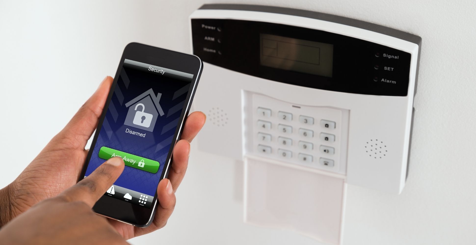 Essential Guide to Modern Home Security Systems: Cameras, Alarms & Smart Features