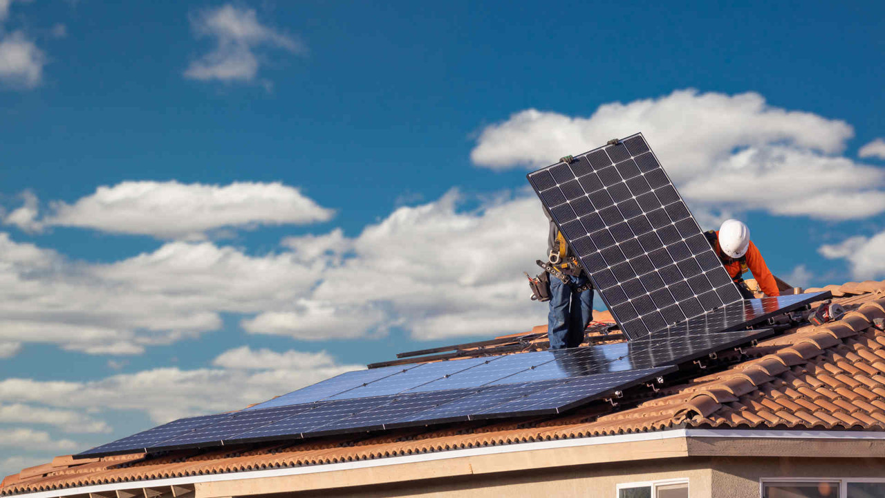Solar Panels in the UK: How They Work, Installation Costs & Benefits