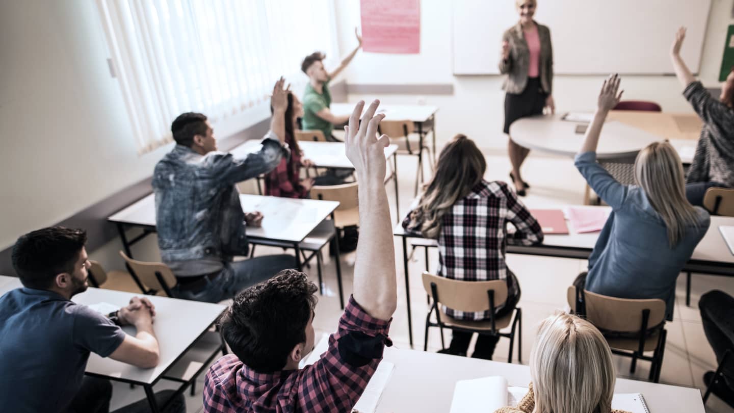 Teaching Certificate Courses: Paid, Free, Online & International Options – Your Complete Guide