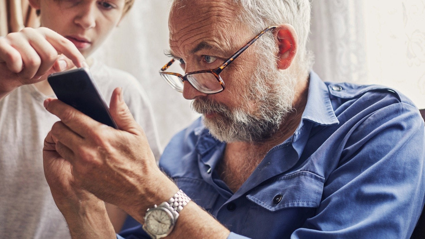 Senior's Guide to Internet Plans, Safety, and Connectivity