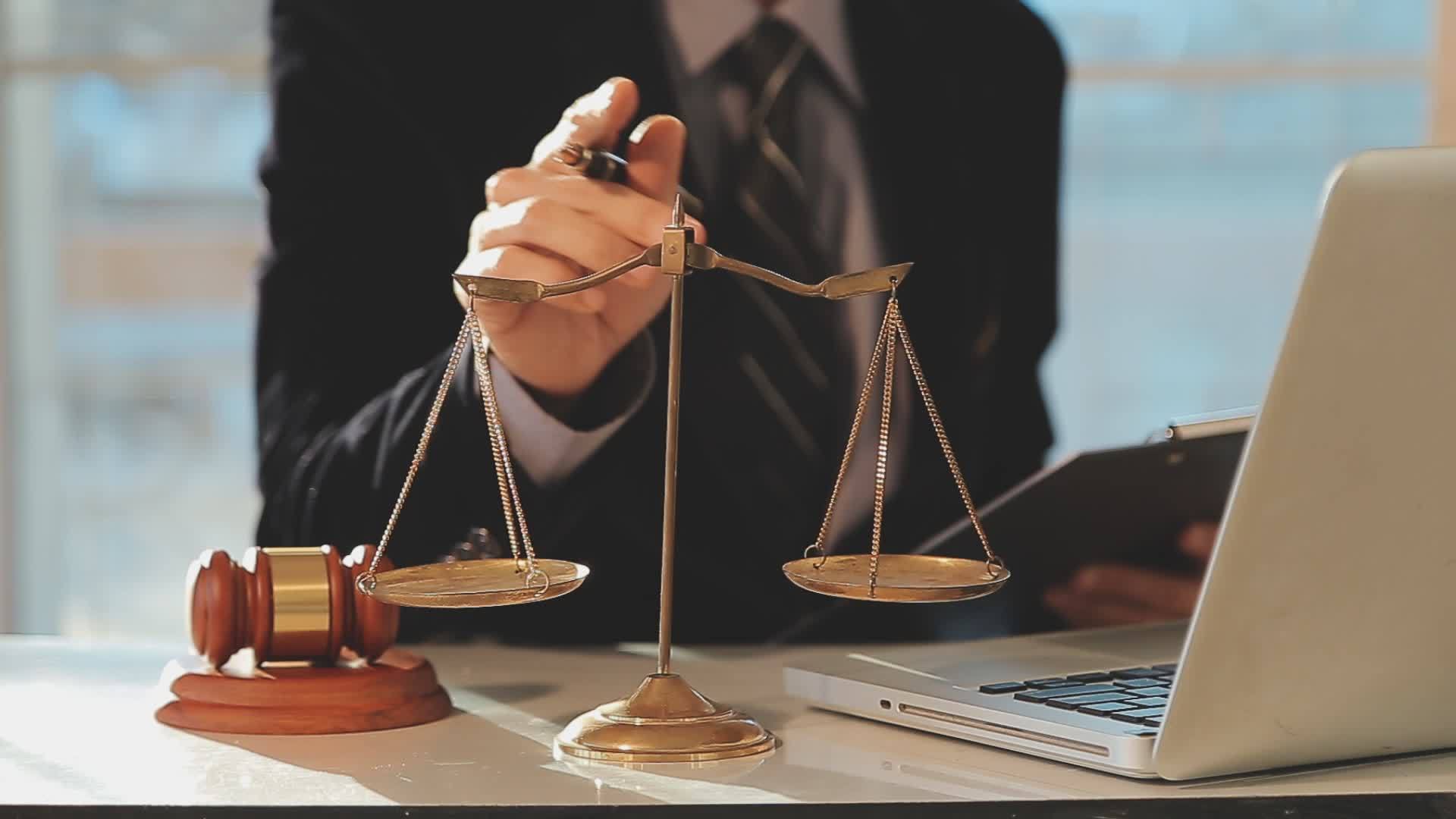 Legal Advocacy: Know Your Rights, Choose the Right Lawyer, and Win Your Case