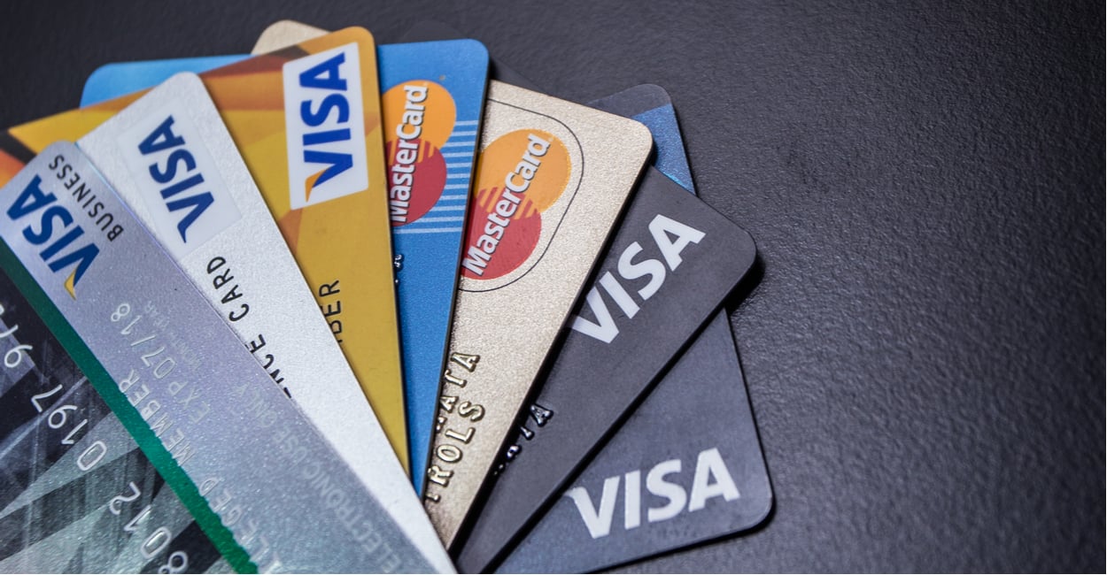 Cartes de crédit : types, avantages, risques et innovations à connaître