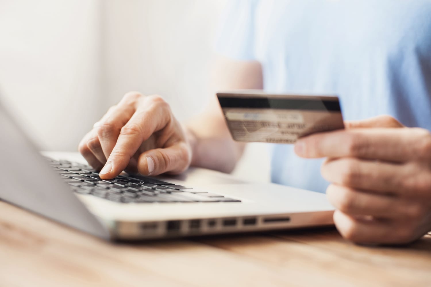 Tarjetas Sin Verificación de Crédito: Aprobación Inmediata, Sin Historial y Sin Cuota Anual