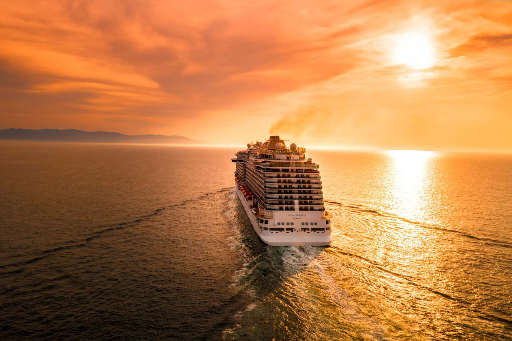 December 2025 Cruise Guide: Holiday Voyages for Every Traveler