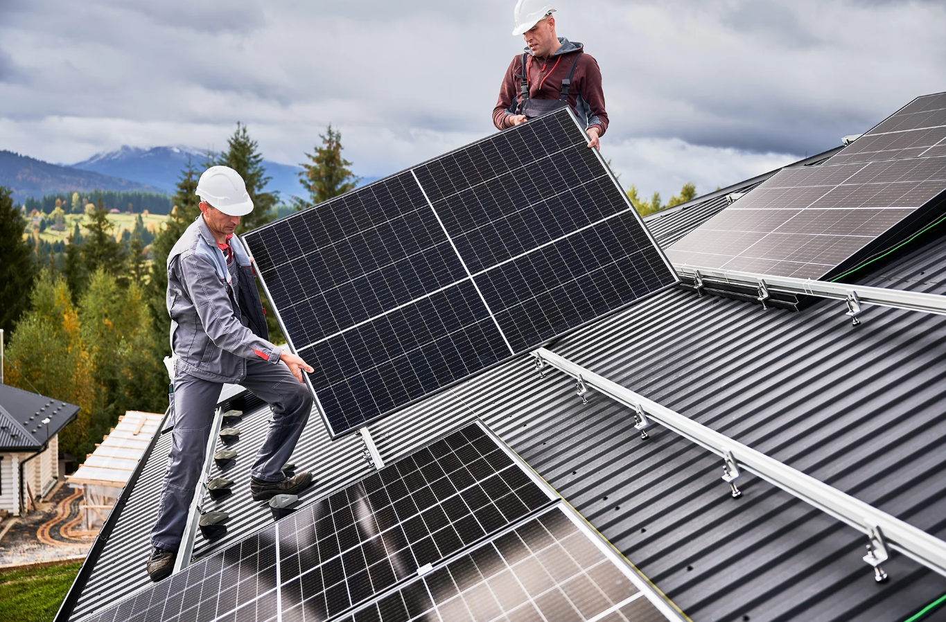 Solar Installer Career in Europe & Switzerland: Market, Skills, Regulations