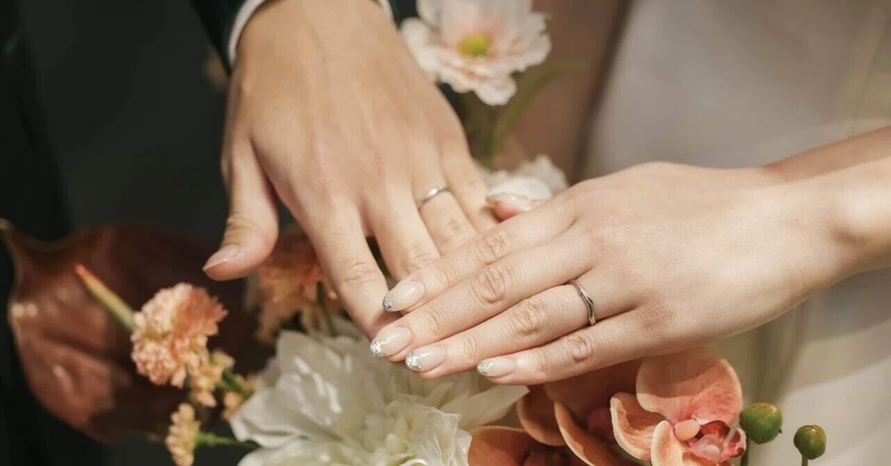 結婚式費用を抑える節約術：日程・会場・アイテムの賢い選び方で実質コストダウン