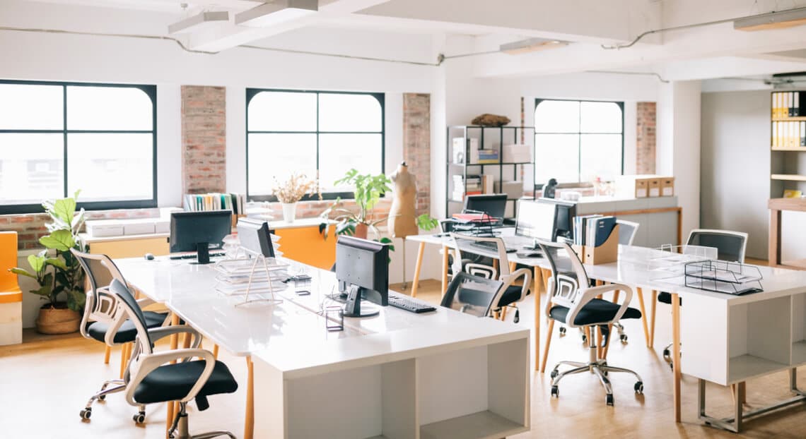 On-Demand Workspaces vs. Fixed Office Leases: Why Agile Hub Networks Are the Future