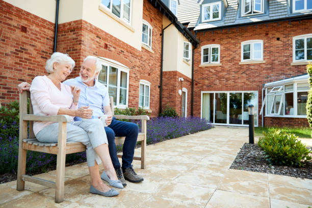 Village de retraite innovant en Belgique : confort, sécurité et vie communautaire pour seniors