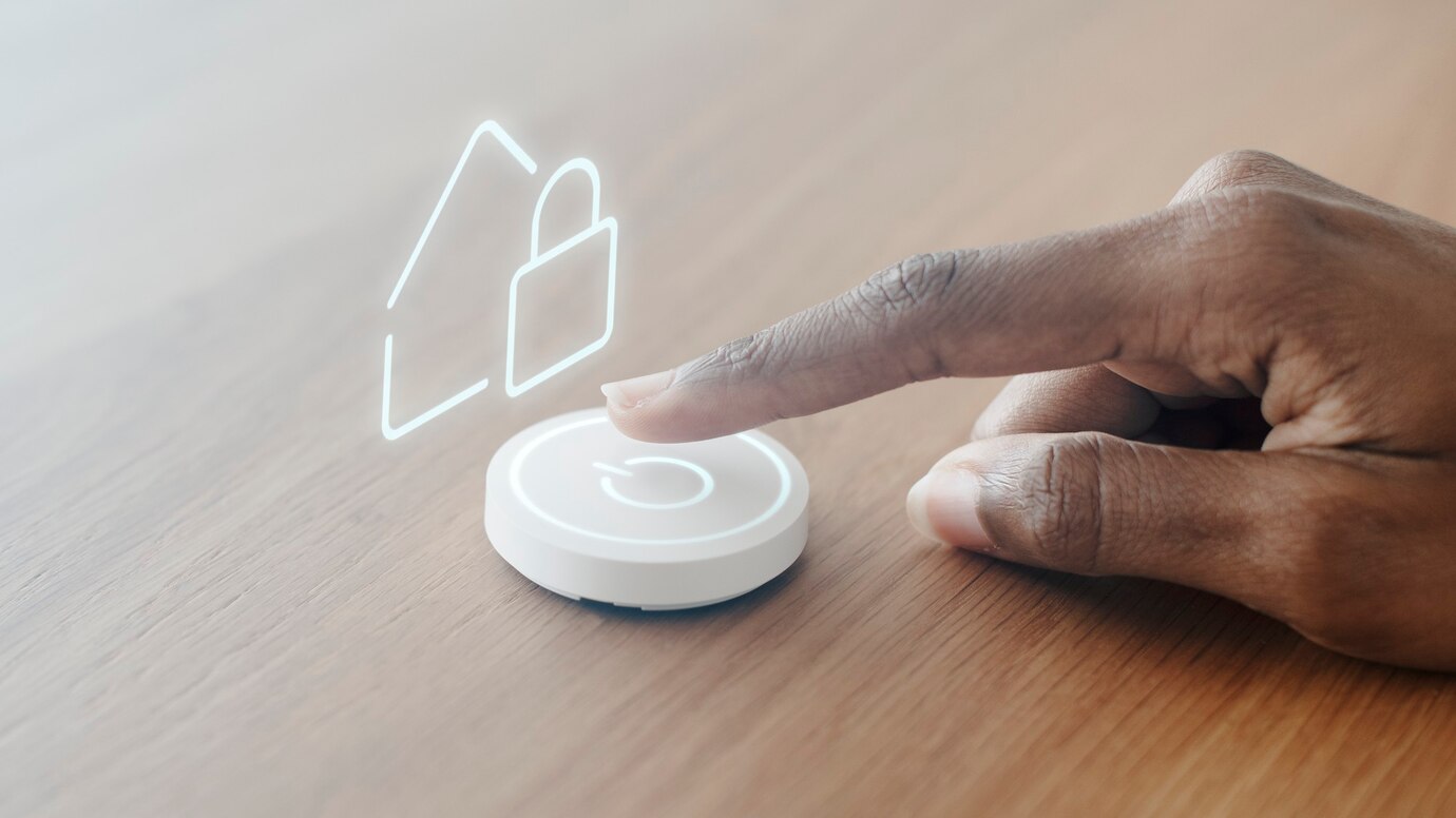 Ultimate Guide to Selecting the Perfect Home Security System