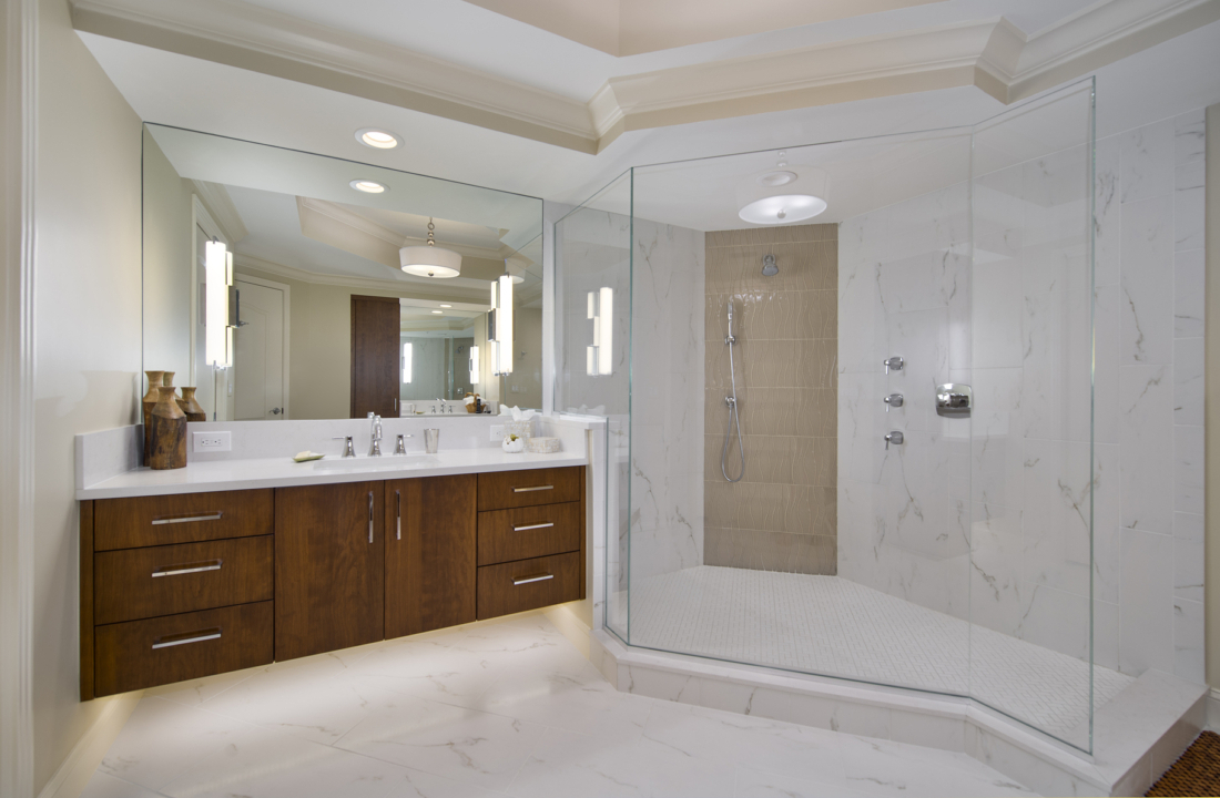 Bathroom Remodeling Guide: Soaker Tubs, Walk-In Showers & Quick Renovations
