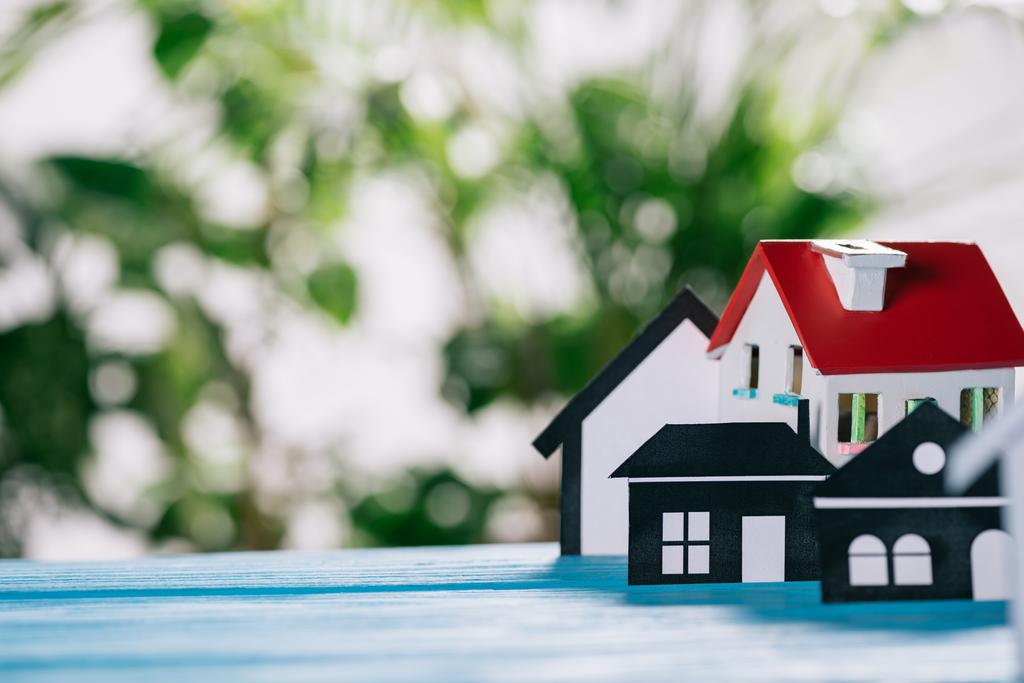 Calculateur de valeur immobilière : fonctionnement, facteurs influents, conseils et FAQ