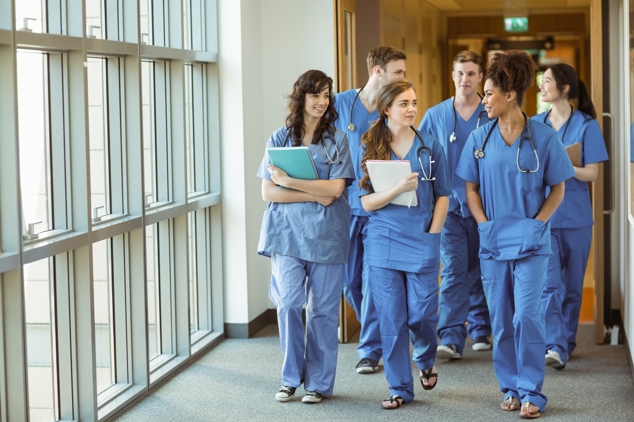 Diplôme d'Assistant Médical : Avantages, Inscription et Perspectives de Carrière