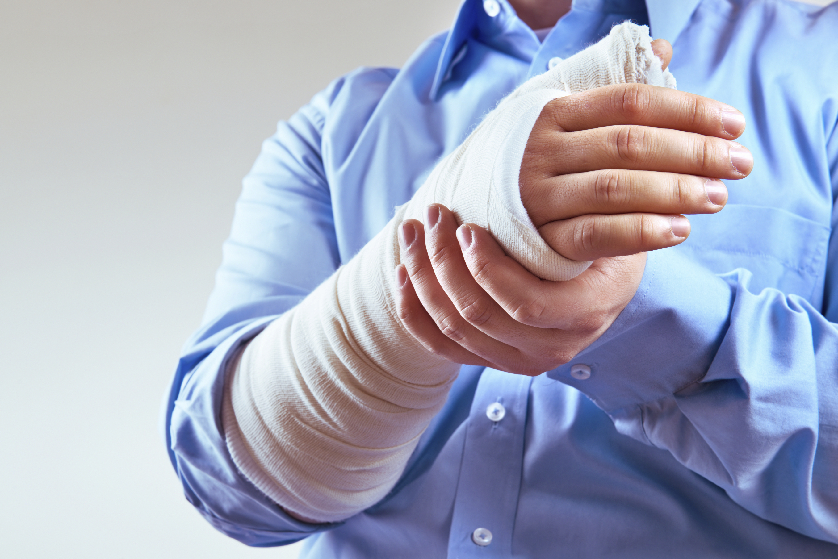 UK Injury Claims Solicitors: Expert Guide to Choosing, Process & Compensation