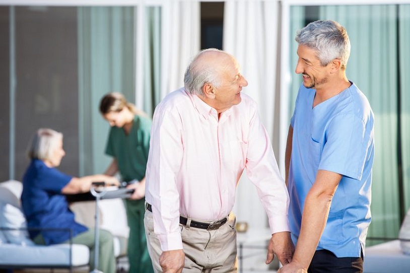 Senior Daycare: Types, Costs, Benefits & How to Choose the Right Center