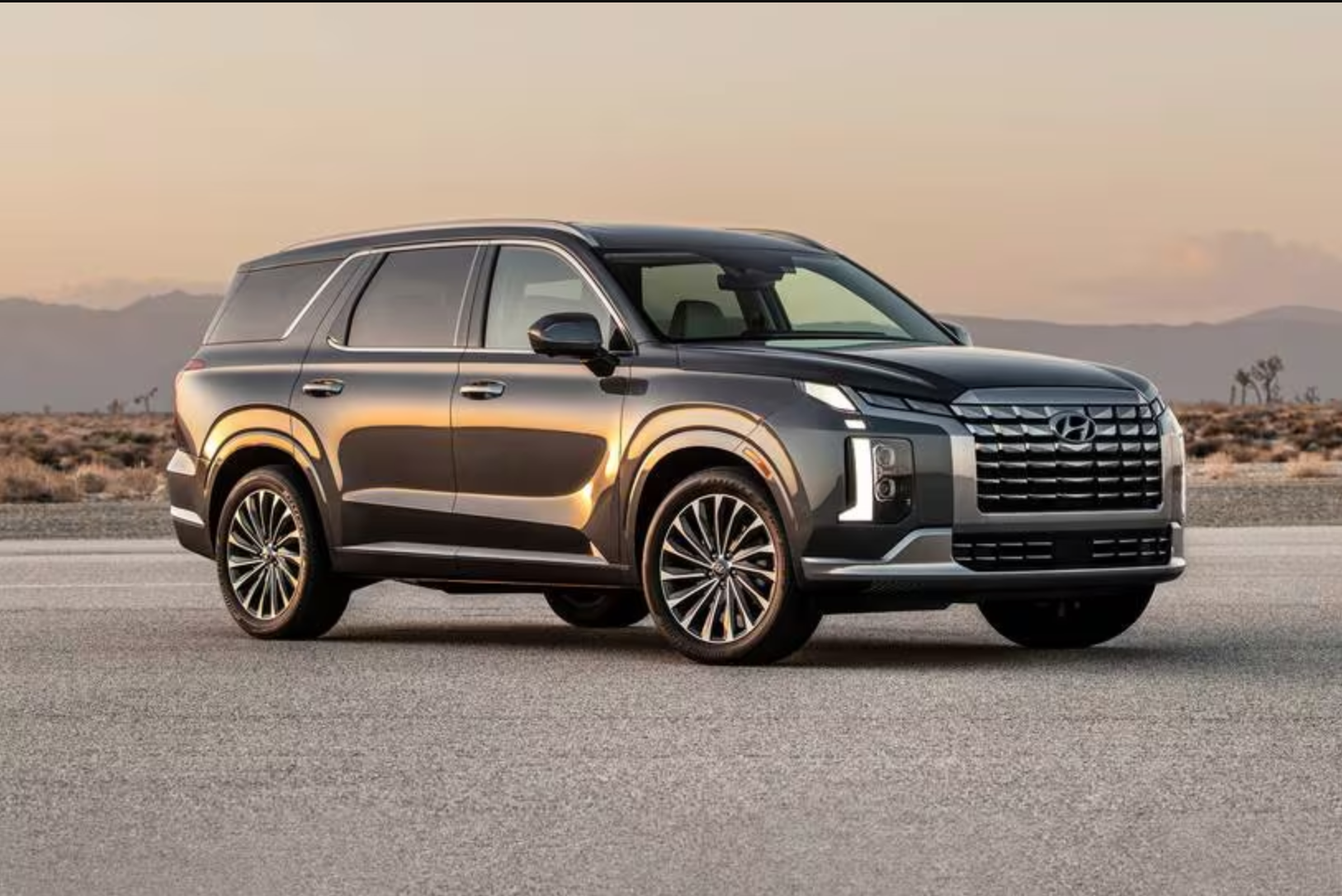 2025 Hyundai Palisade Review: Bold Redesign, V6 Power, and Premium Family Value